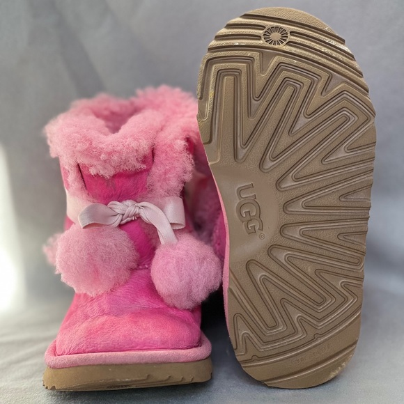 💗 Super Pink Uggs with Pompoms Girls - Picture 4 of 4